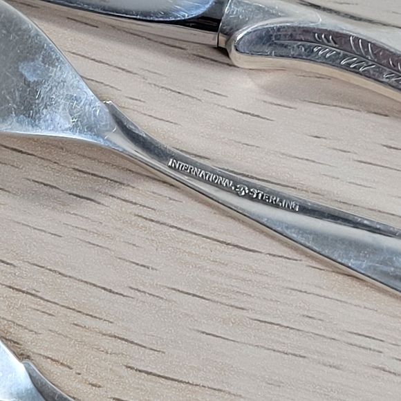 International Sterling PINE SPRAY 4 Pieces 925 Silverware Fork Knife Spoon - Picture 5 of 10